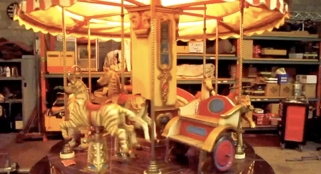 Antieke draaimolen - Carrousel antique