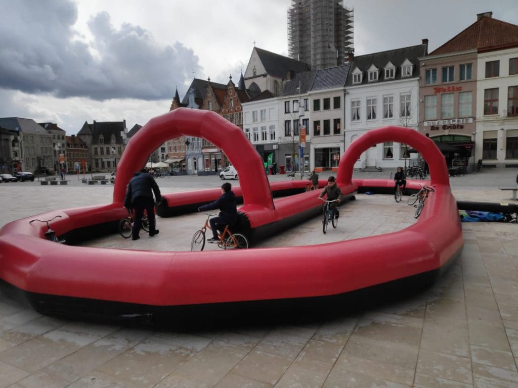 Gekke fietsen met circuit -  Vélos fous avec circuit